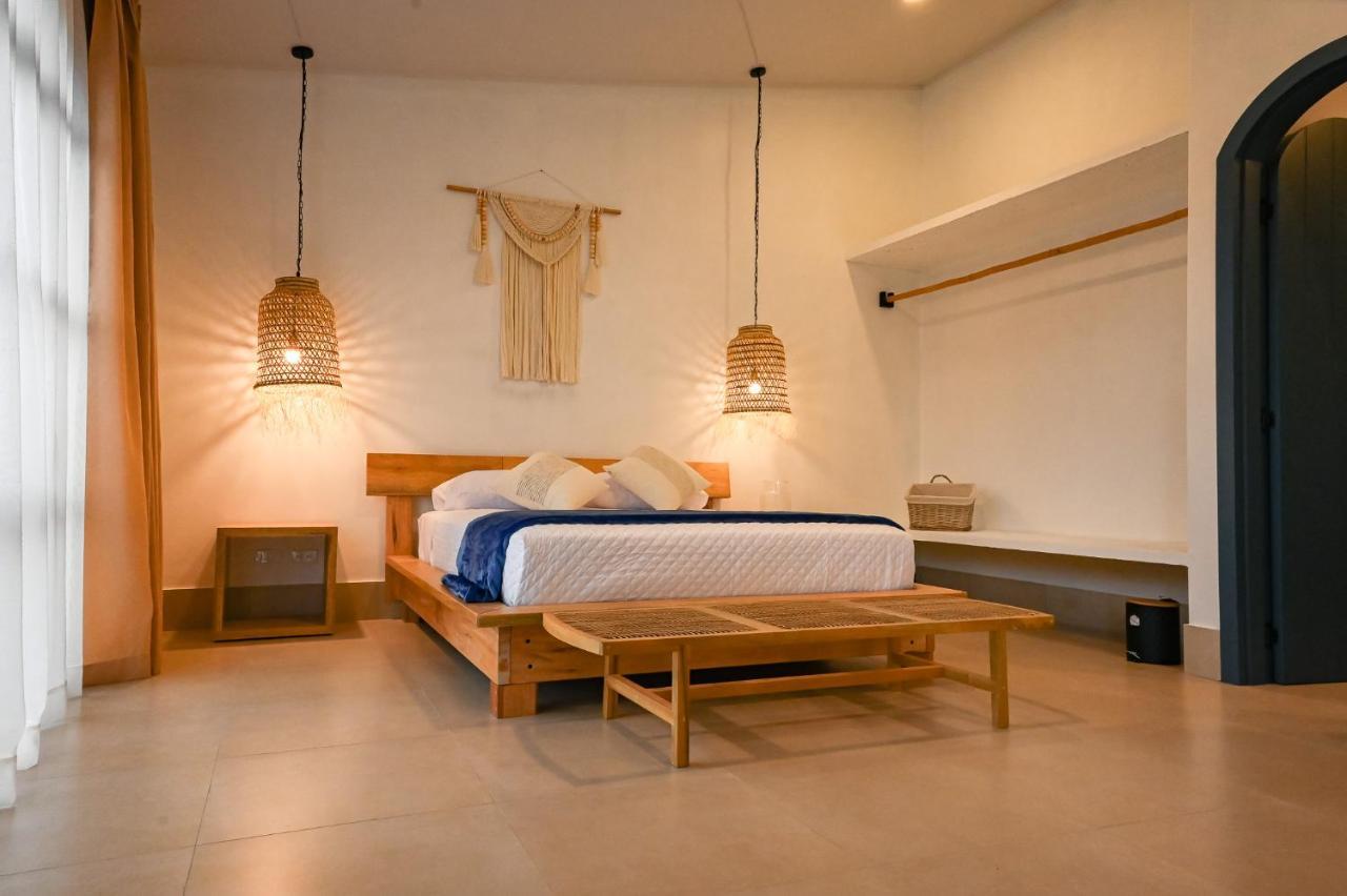 Zafra'S Hotel La Troncal 외부 사진