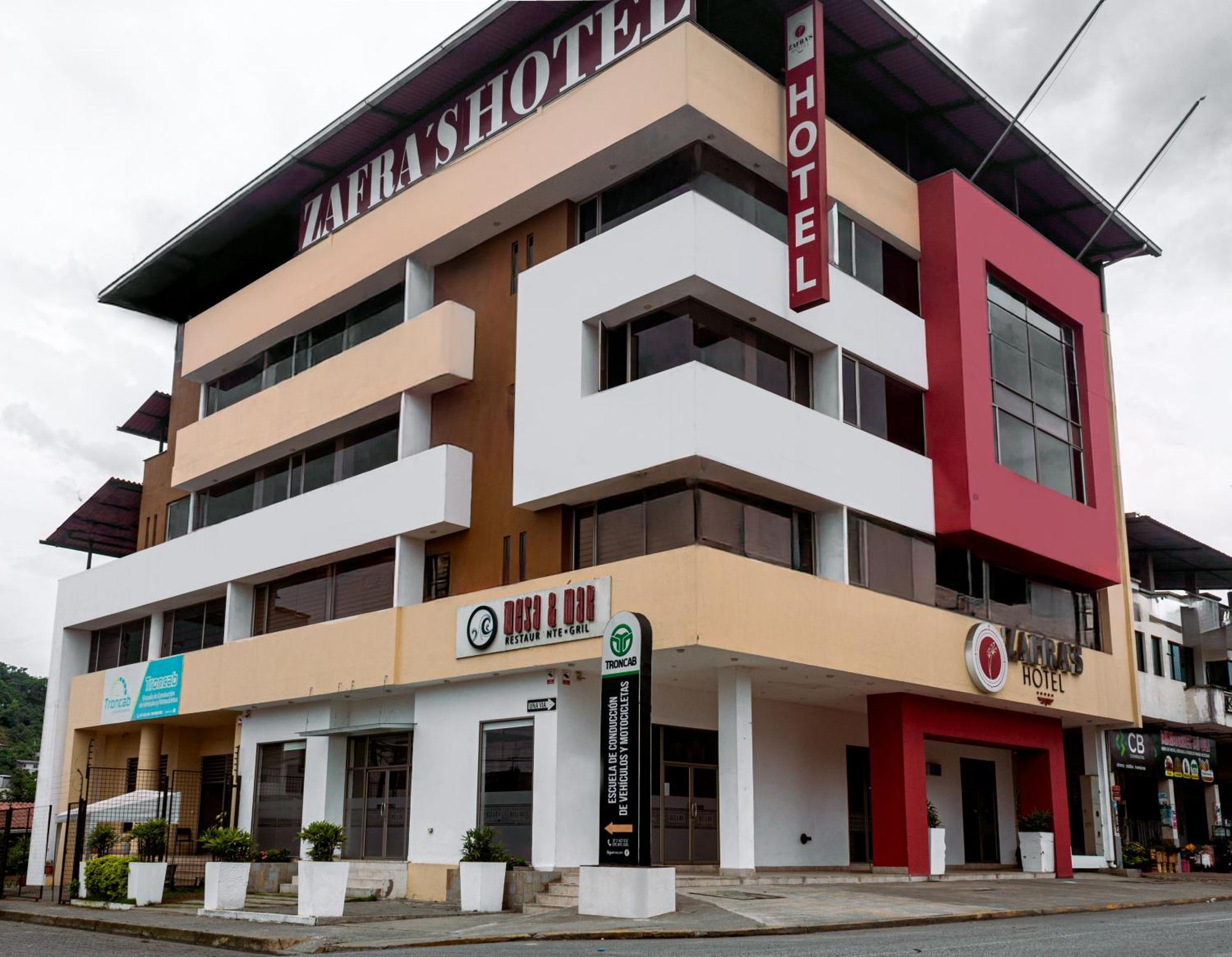 Zafra'S Hotel La Troncal 외부 사진
